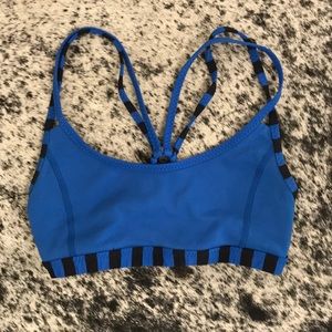 Lululemon sports bra